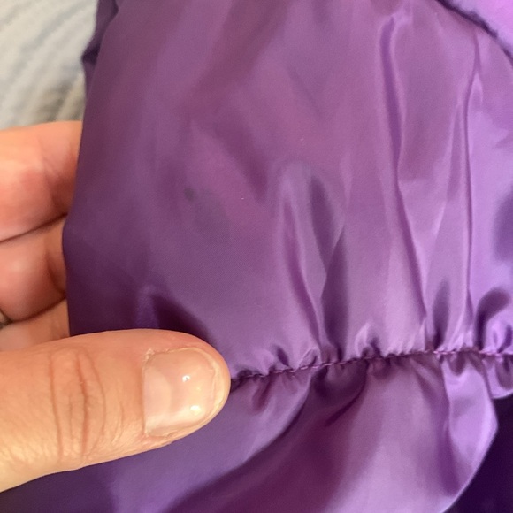 Purple Calvin Klein Jeans puffer vest, girls size 3 - Picture 7 of 7